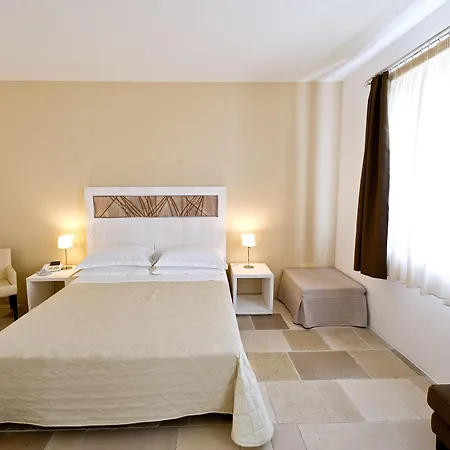 Hotel Masseria Corda Di Lana & Torre Lapillo